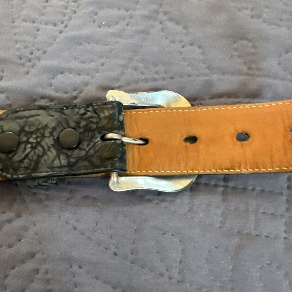 Tony Lama Top Grain Leather Belt Black Made In USA Size 32 Aztec Western 1.5